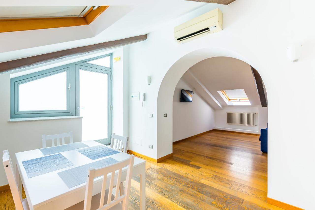 Attico Al Duomo By Napoliapartments Ngoại thất bức ảnh